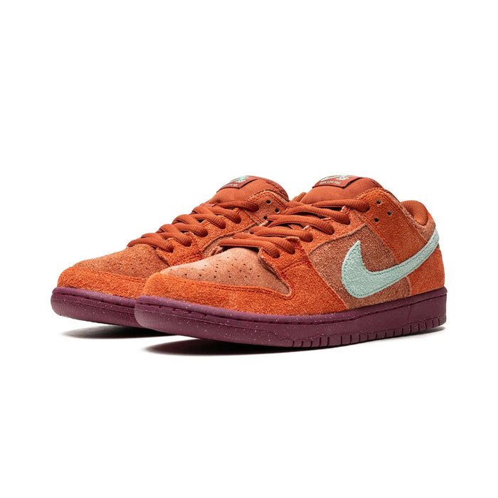 Nike SB Dunk Low Mystic Red Rosewood