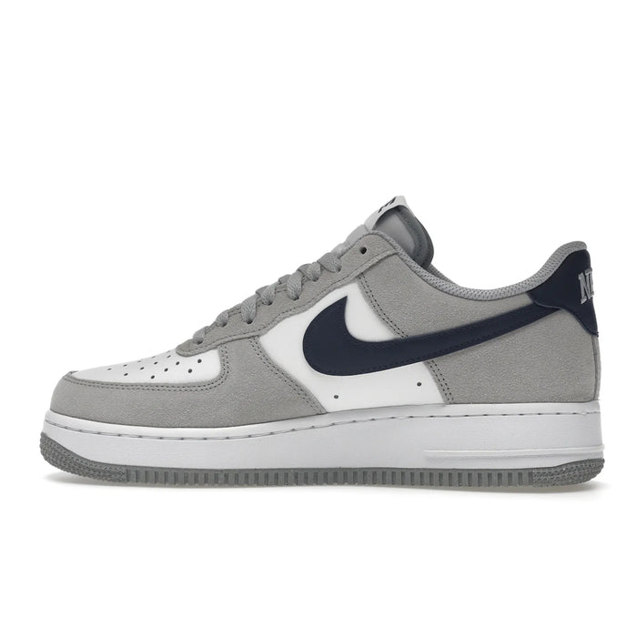 Nike Air Force 1 Low '07 Jasnoprzydymiona szarość Midnight Navy