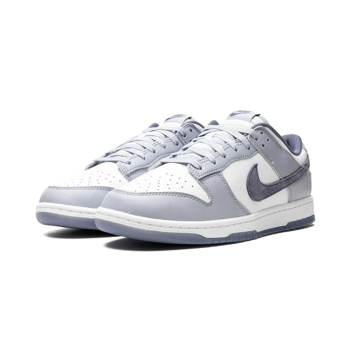 Nike Dunk Low SE Light Carbon