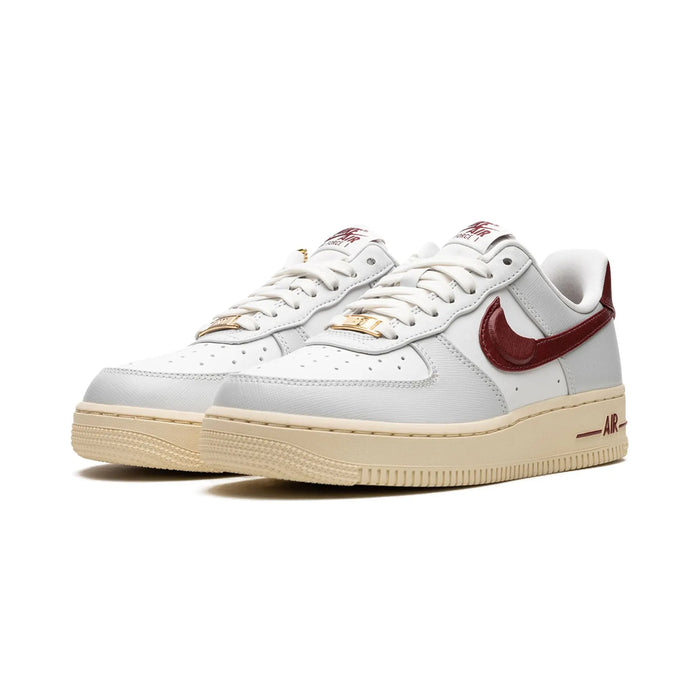 Nike Air Force 1 Low '07 SE Just Do It Photon Dust Team Red (femei)