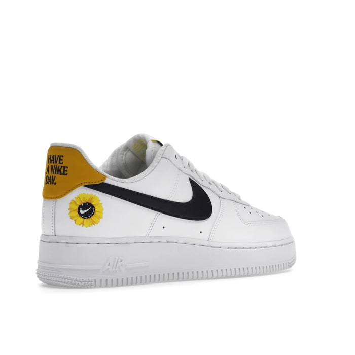 Nike Air Force 1 Low Have și Nike Day White Gold