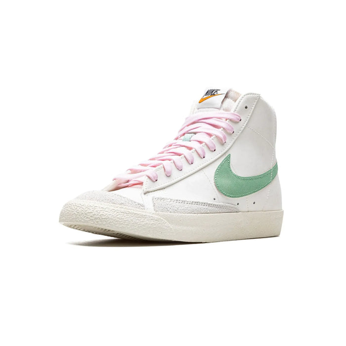 Świeże, certyfikowane buty Nike Blazer Mid 77 Premium