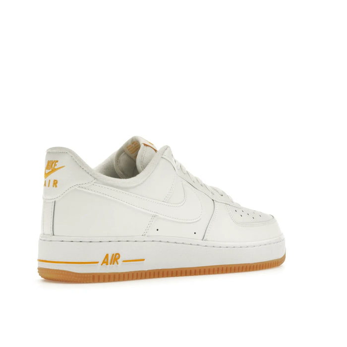 Nike Air Force 1 Low '07 Biała uniwersytecka złota guma