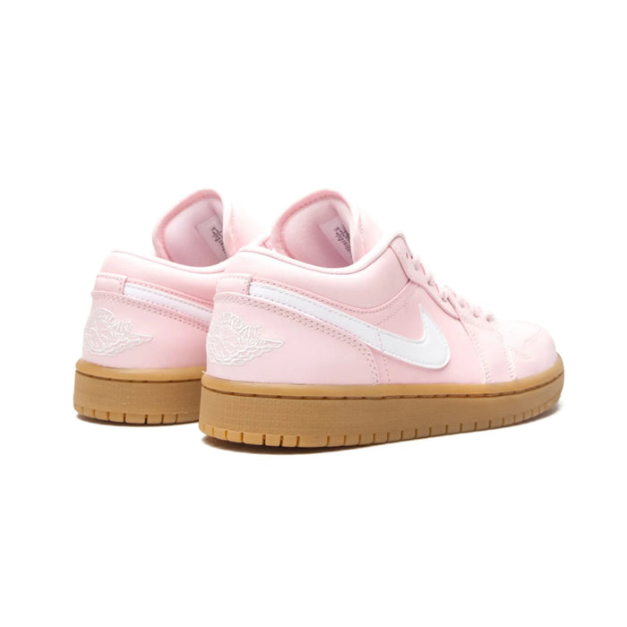 Jordan 1 Low Arctic Pink Gum (femei)