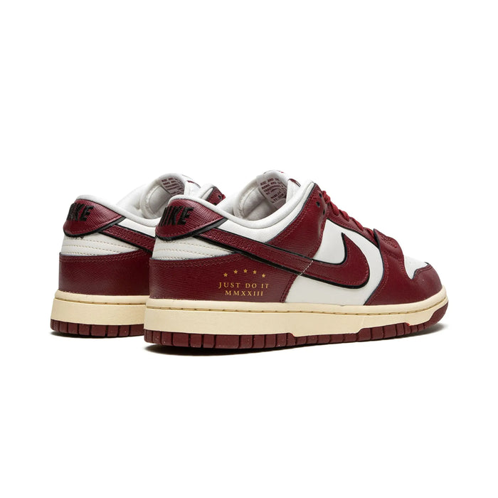 Nike Dunk Low SE Sisterhood Sail Team Red (femei)