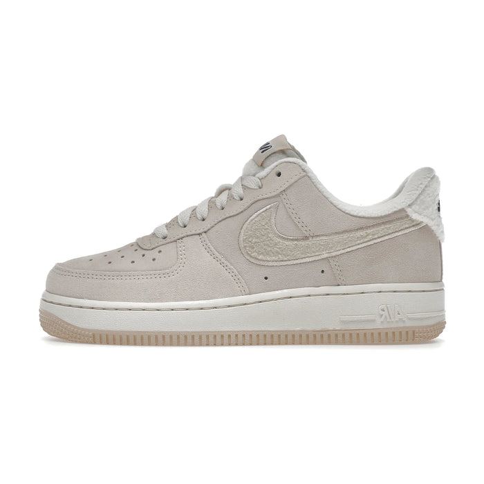 Nike Air Force 1 Low '07 SE Sanddrift Gum Fleece (Women's)