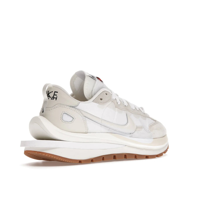 Nike Vaporwaffle sacai Sail Gum