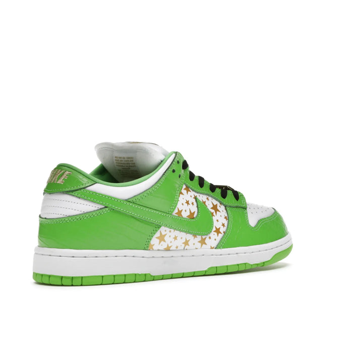 Nike SB Dunk Low Supreme Stars Mean Green (2021)