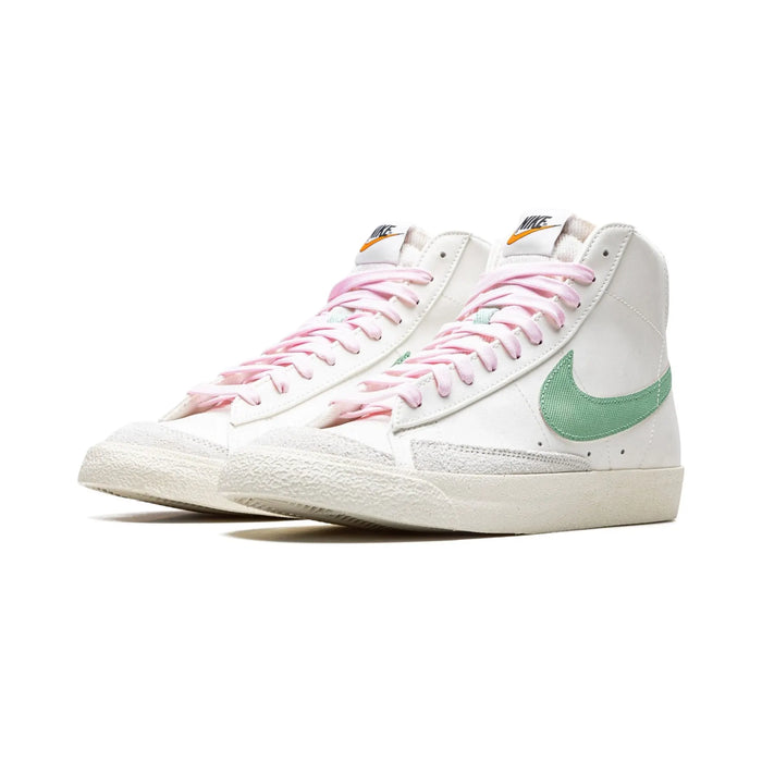 Świeże, certyfikowane buty Nike Blazer Mid 77 Premium