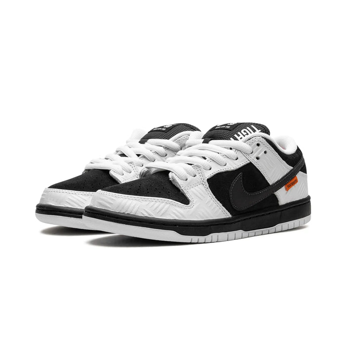 BUTY Nike SB Dunk Low TIGHTBOOTH