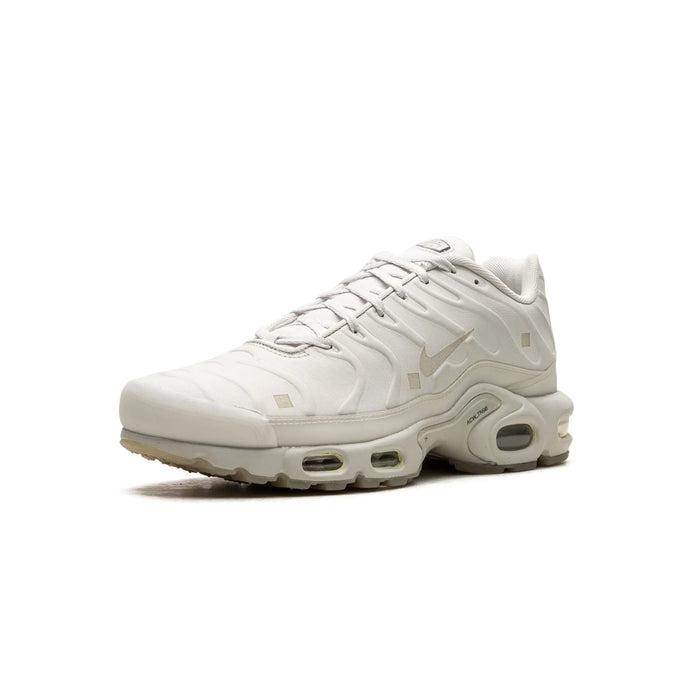 Nuanța Nike Air Max Plus A-COLD-WALL Platinum