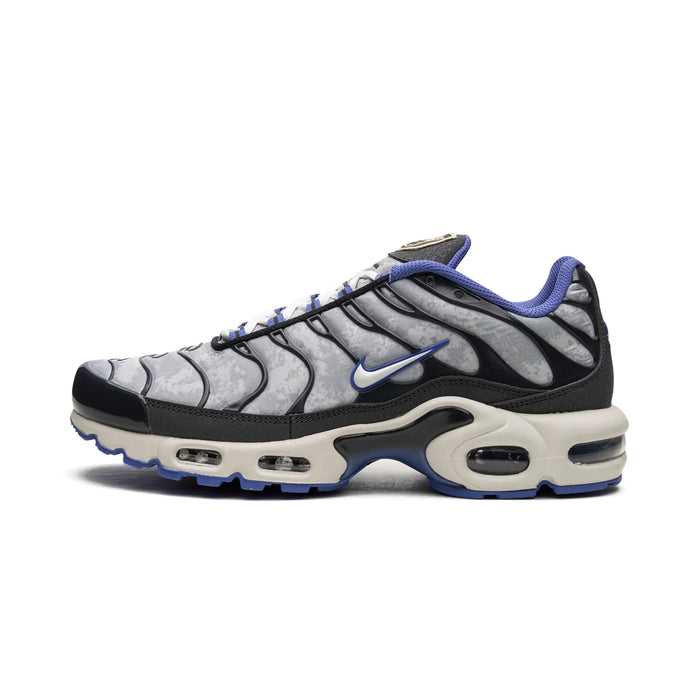 Nike Air Max Plus Social FC