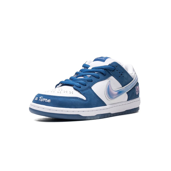 Nike SB Dunk Low Born X Ridicat câte un bloc pe rând