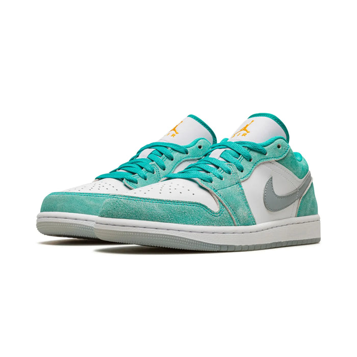 Jordan 1 Low SE New Emerald