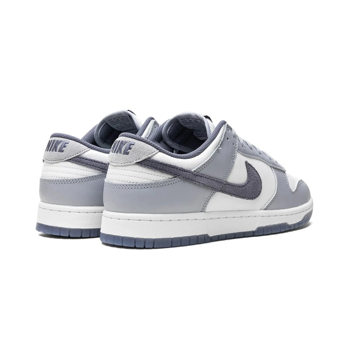 Nike Dunk Low SE Light Carbon