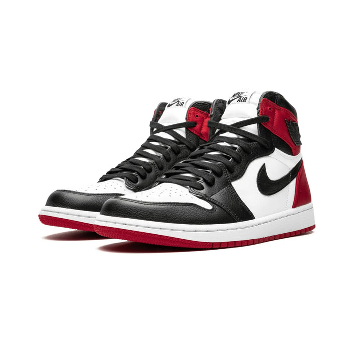 Jordan 1 Retro High Satin Black Toe (Femei)