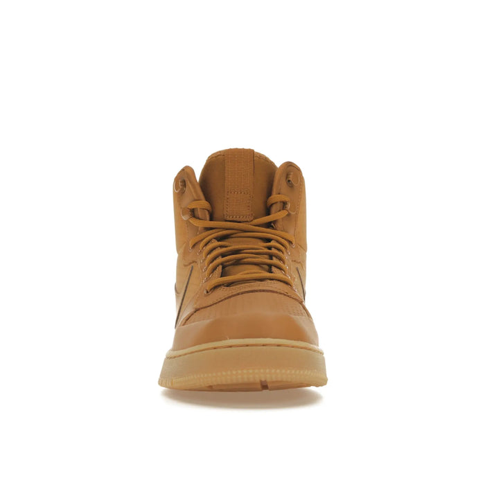 Nike Court Borough Mid Winter Wheat