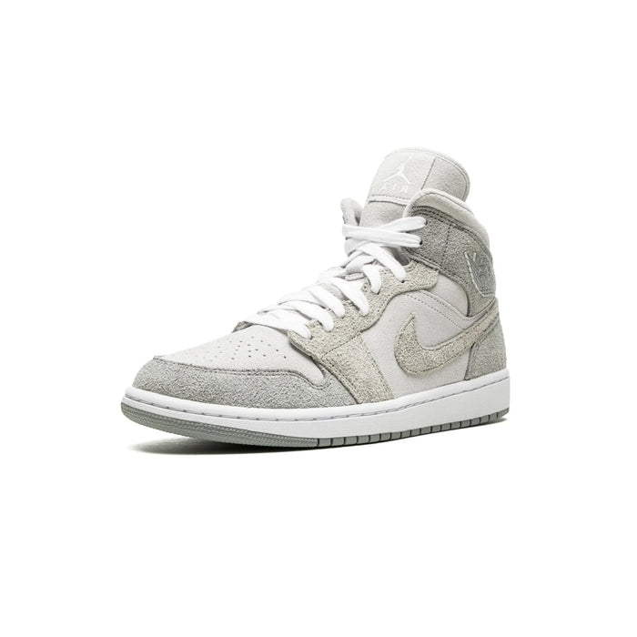 Jordan 1 Mid SE Particle Grey (femei)