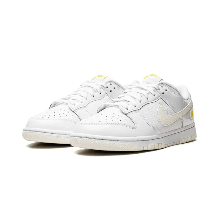 Nike Dunk Low Valentine's Day Yellow Heart (femei)