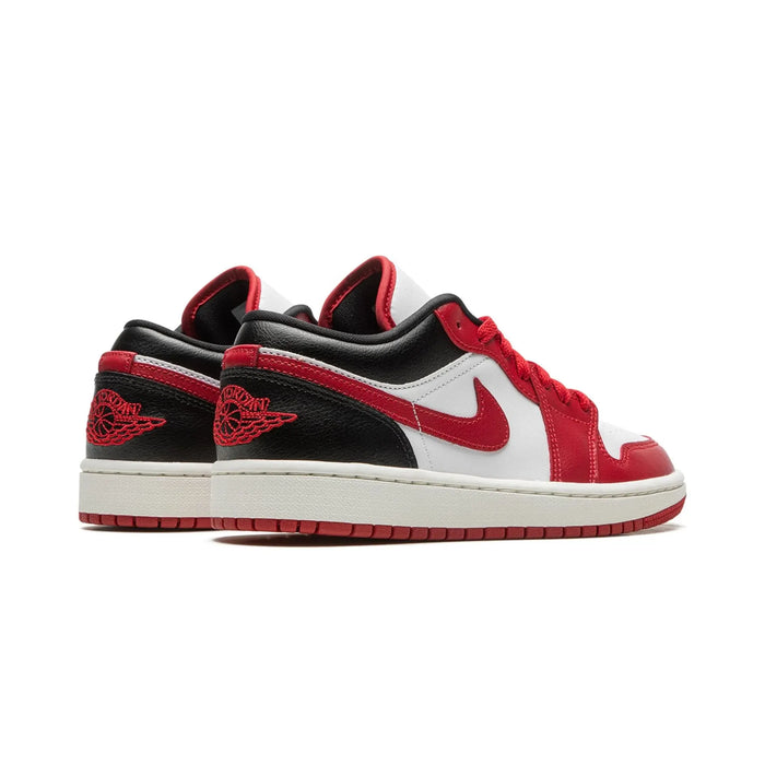 Jordan 1 Low Reverse Black Toe (Femei)